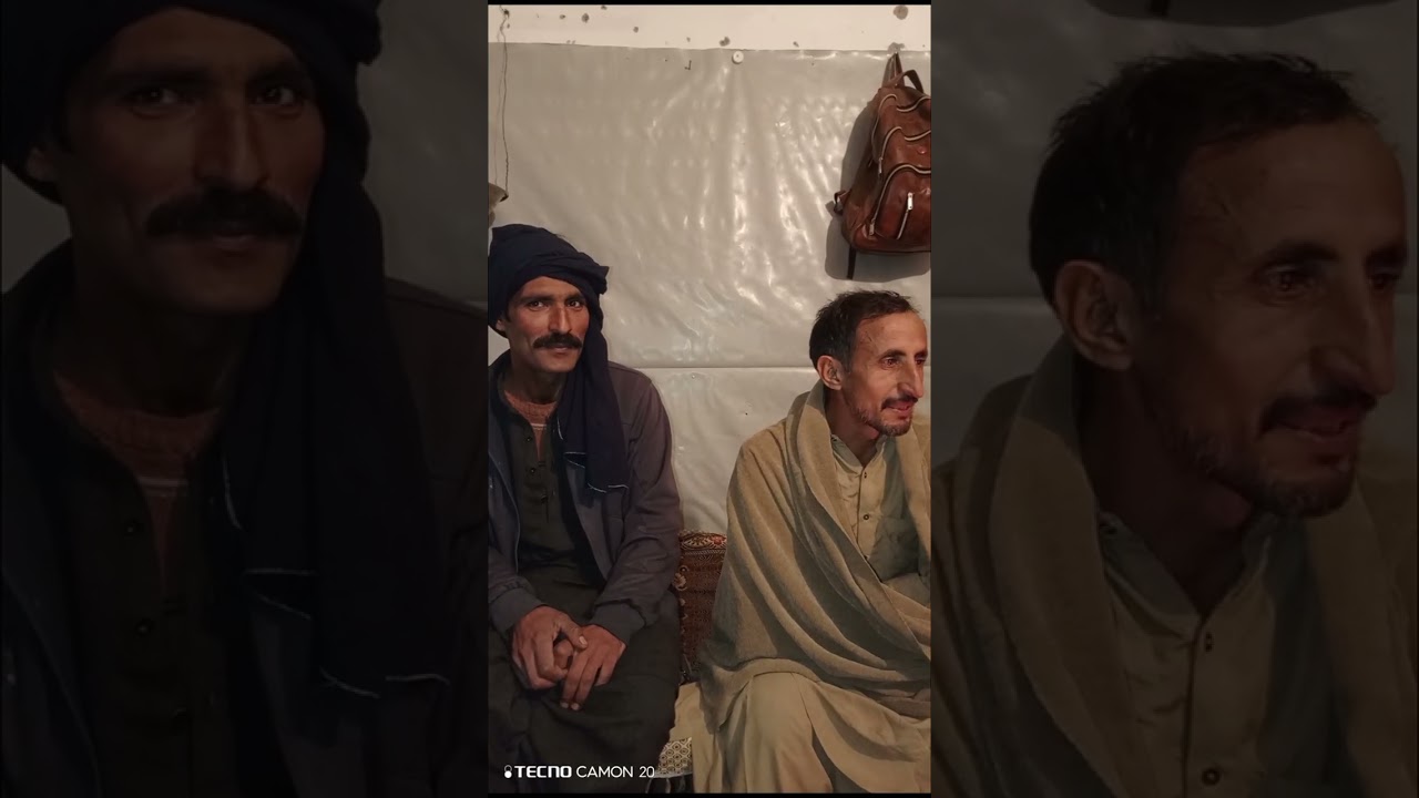  شاہد صاحب آج ایک ورکر کی سفارش لے کر آیا ہے کہ اس کو چھٹی دے دیں
