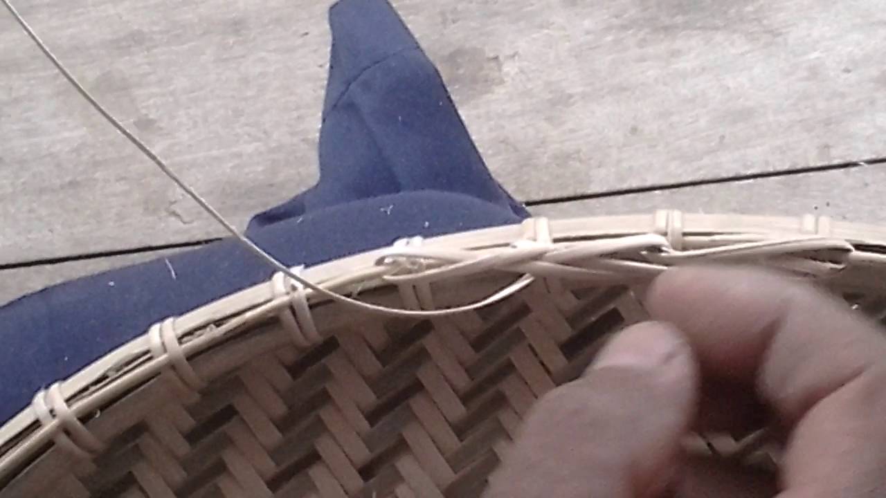 กศน.น้ำยืน การสอนเทคนิคการถักหางสิง(สานกระด้ง)