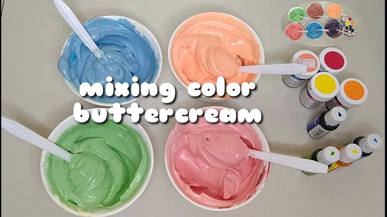 adding color to my buttercream icing
