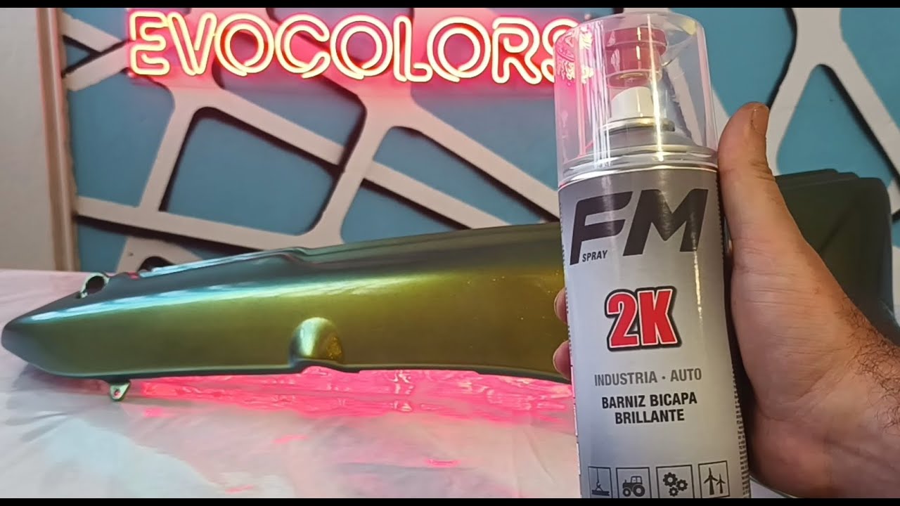 Barnizar TAPAS de MOTO con SPRAY BARNIZ 2K de SPRAY FM/ EVOCOLORS