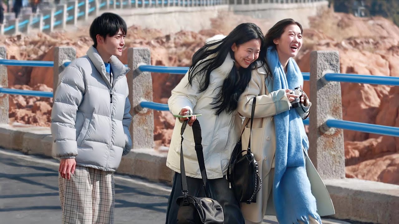 Girls' Laughter Is So Sweet When Being Called 