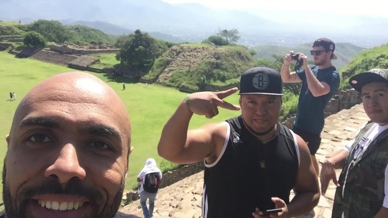 El Chojin Ft. Roko - El Mejor Momento de Tu D&iacute;a (Video Oficial)