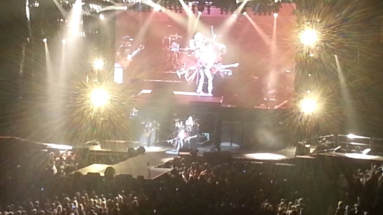 Aerosmith - Walk This Way - Blue Army Tour - Glendale, AZ 6/13/2015