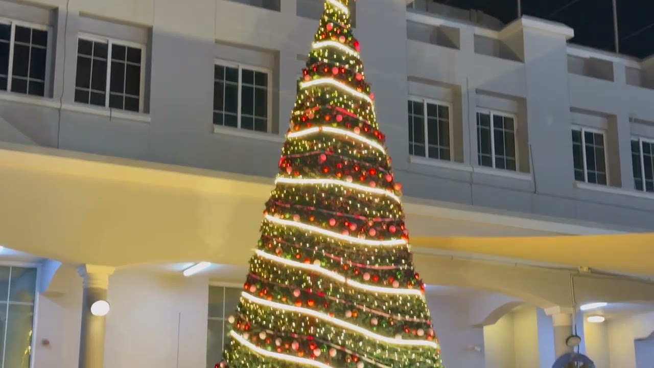 Christmas vibe , Dubai 
