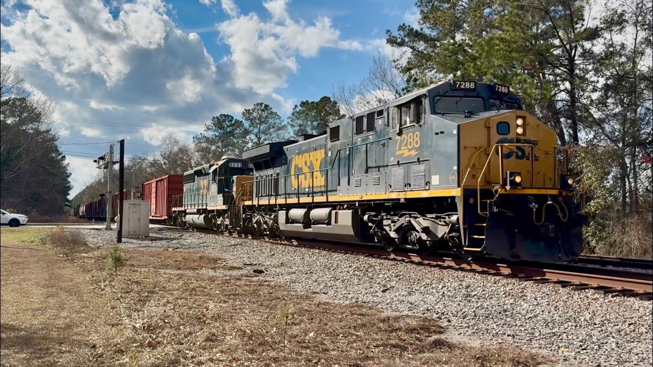 CSXT M690-10 at Richmond Hill, GA