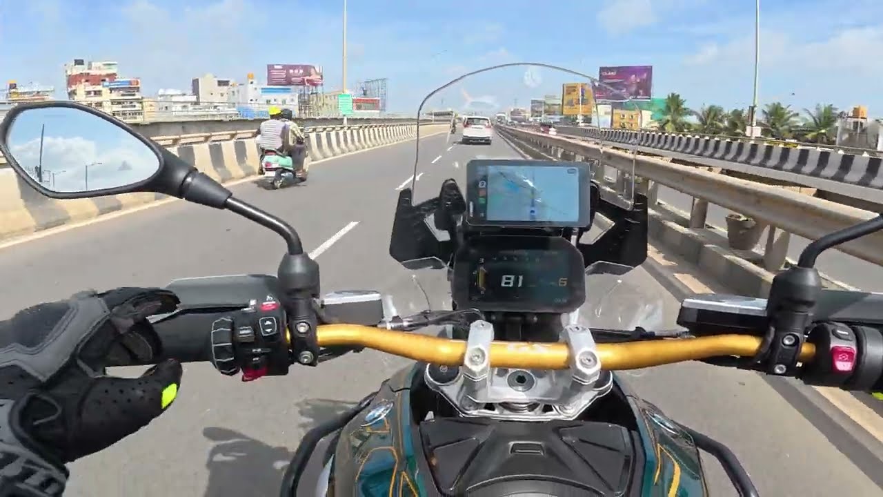 BMW R1300 GS Активный круиз-контроль