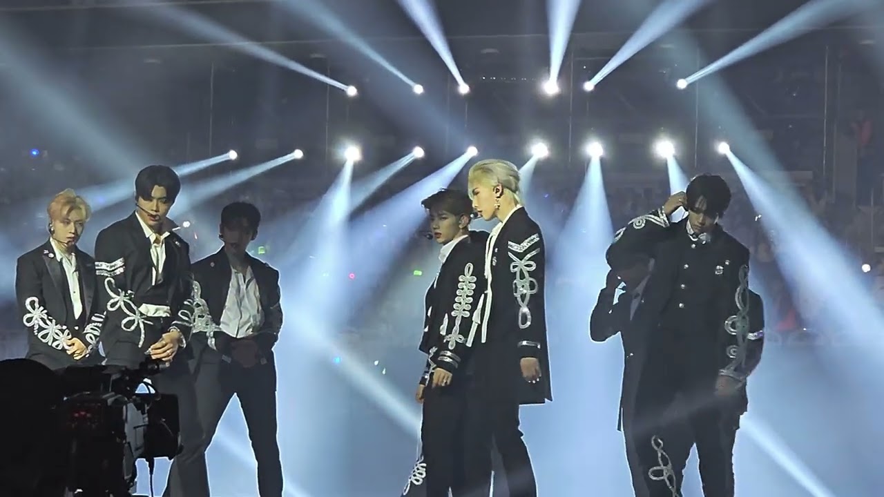 4K] 231225 SBS가요대전 제로베이스원 - Crush(가시)