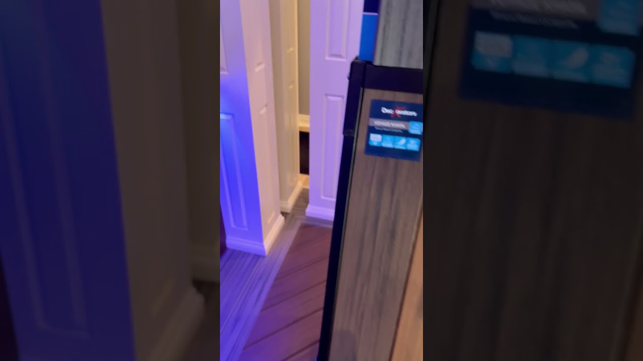 DECKORATORS DECKING VS Trex