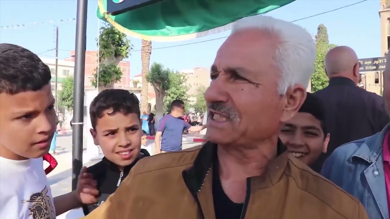 زيارة والي ولاية البويرة الى ساحة العمومية بمدينة عين بسام بإسم الشهيد أحمد بن سالم الدبيسي