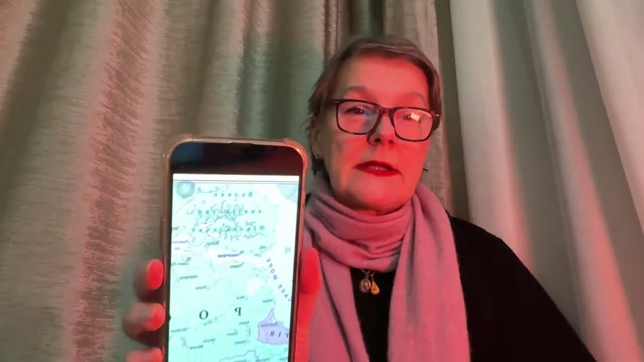 Комментатор политических новостей