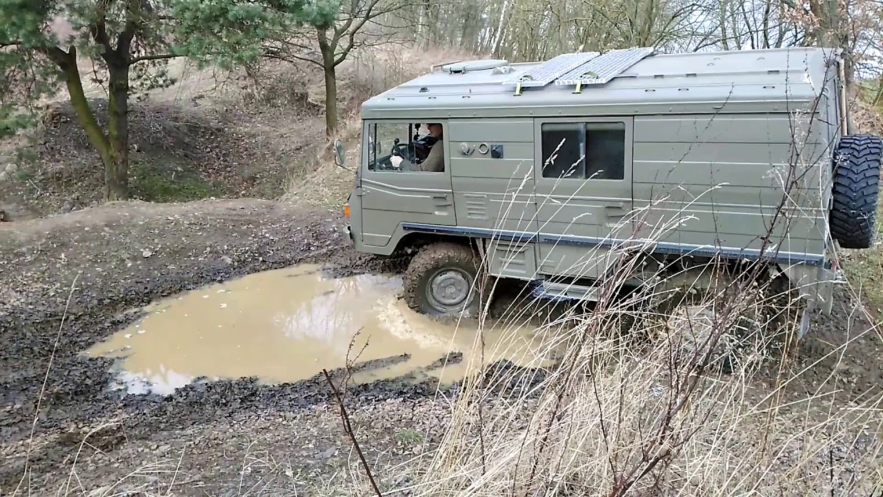 Pinzgauer 710K im  ADAC Gelände