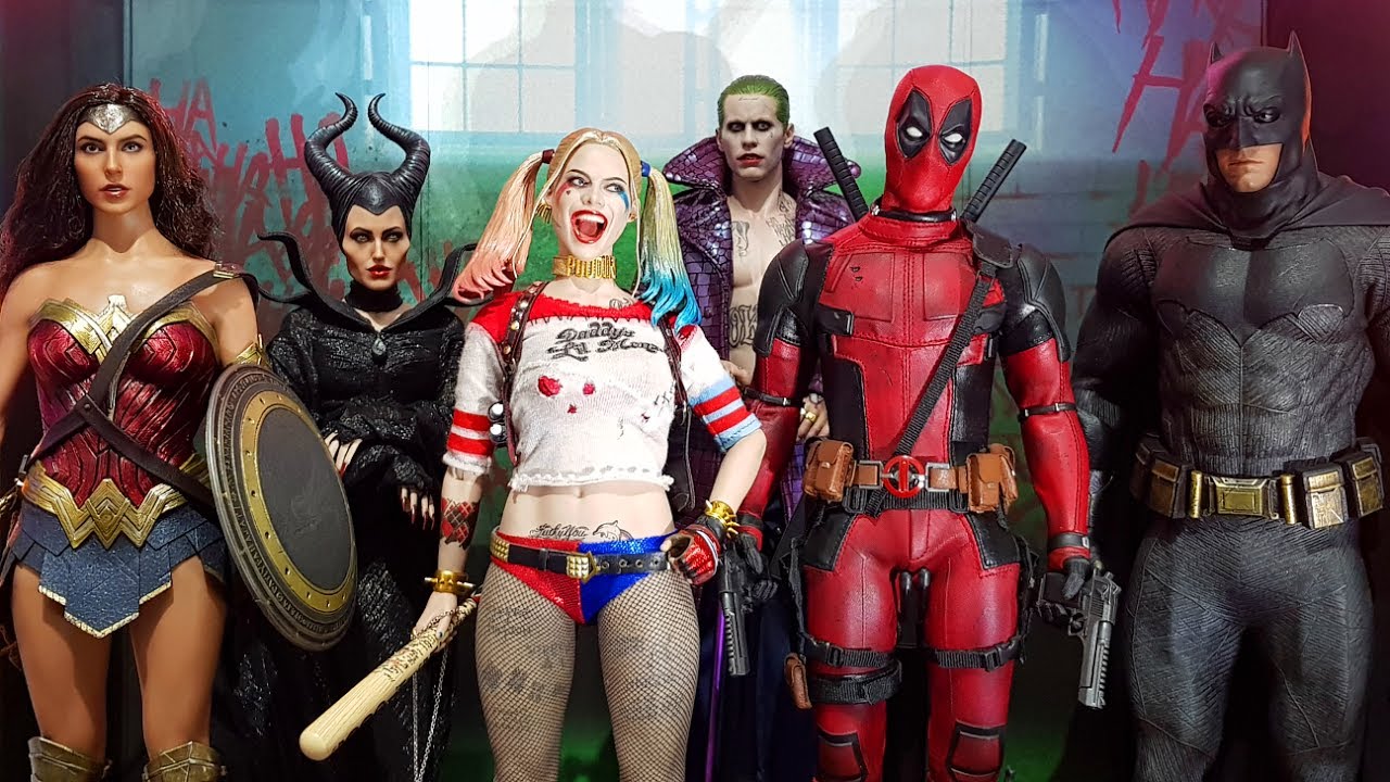 HOT TOYS COLLECTION