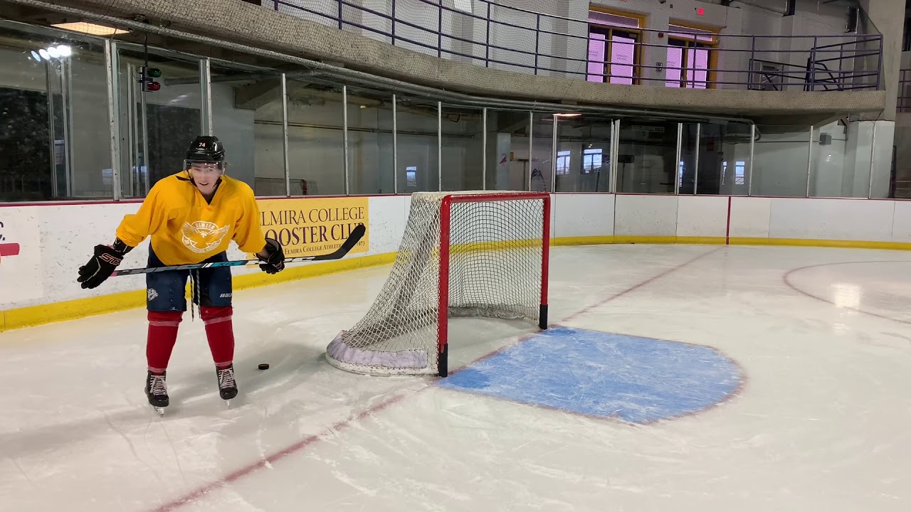 How To Scoop the Puck Behind the Net ( Andrei Svechnikov )