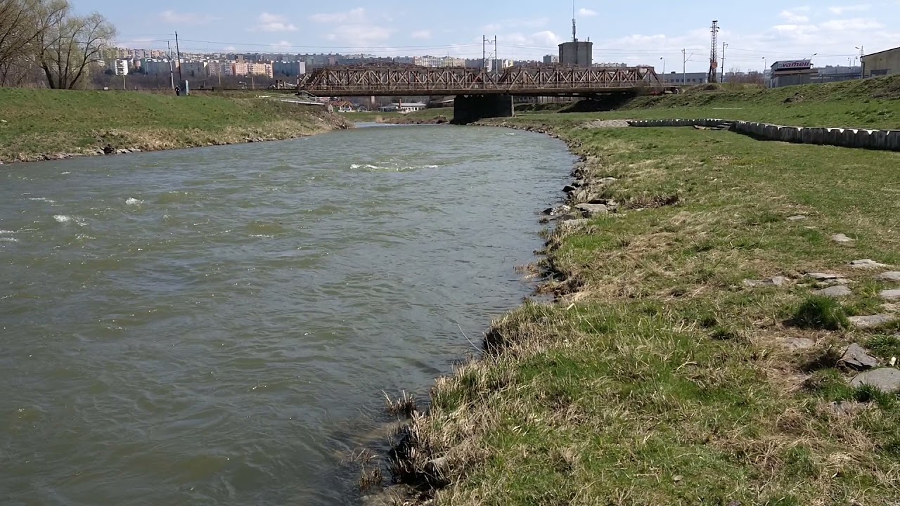 Hornad river. Kosice Easter time. Relax video.