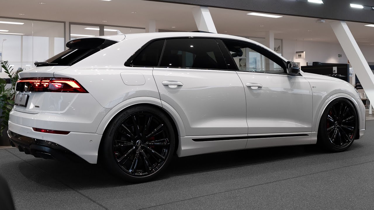 2026 Audi Q8 S line (394hp) - Interior and Exterior Walkaround