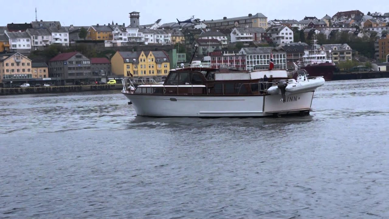 Fly med oss. Kristiansund. 2014.