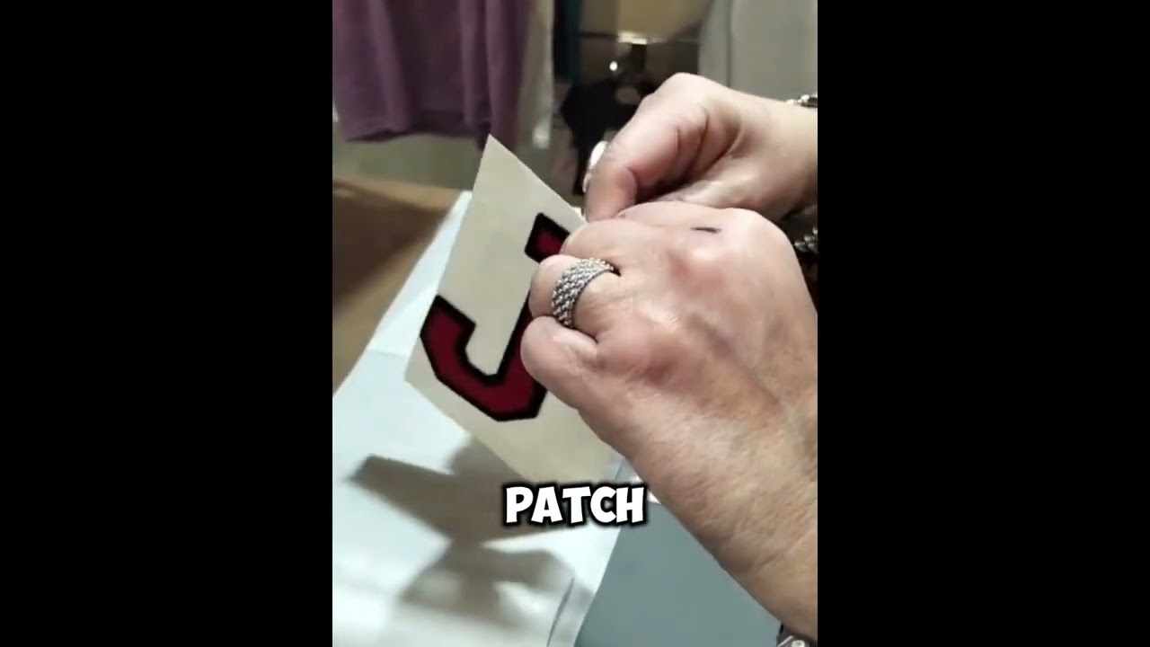 Crea in pochi minuti le tue patch con i nostri Tessuti a Strappo