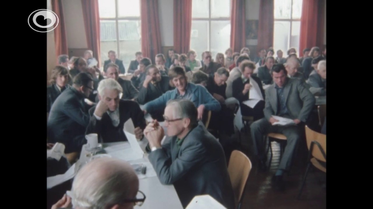 GEWEST FRYSLAN: Veilen van boerderijen & De Leeuwarder jeugd in 1969