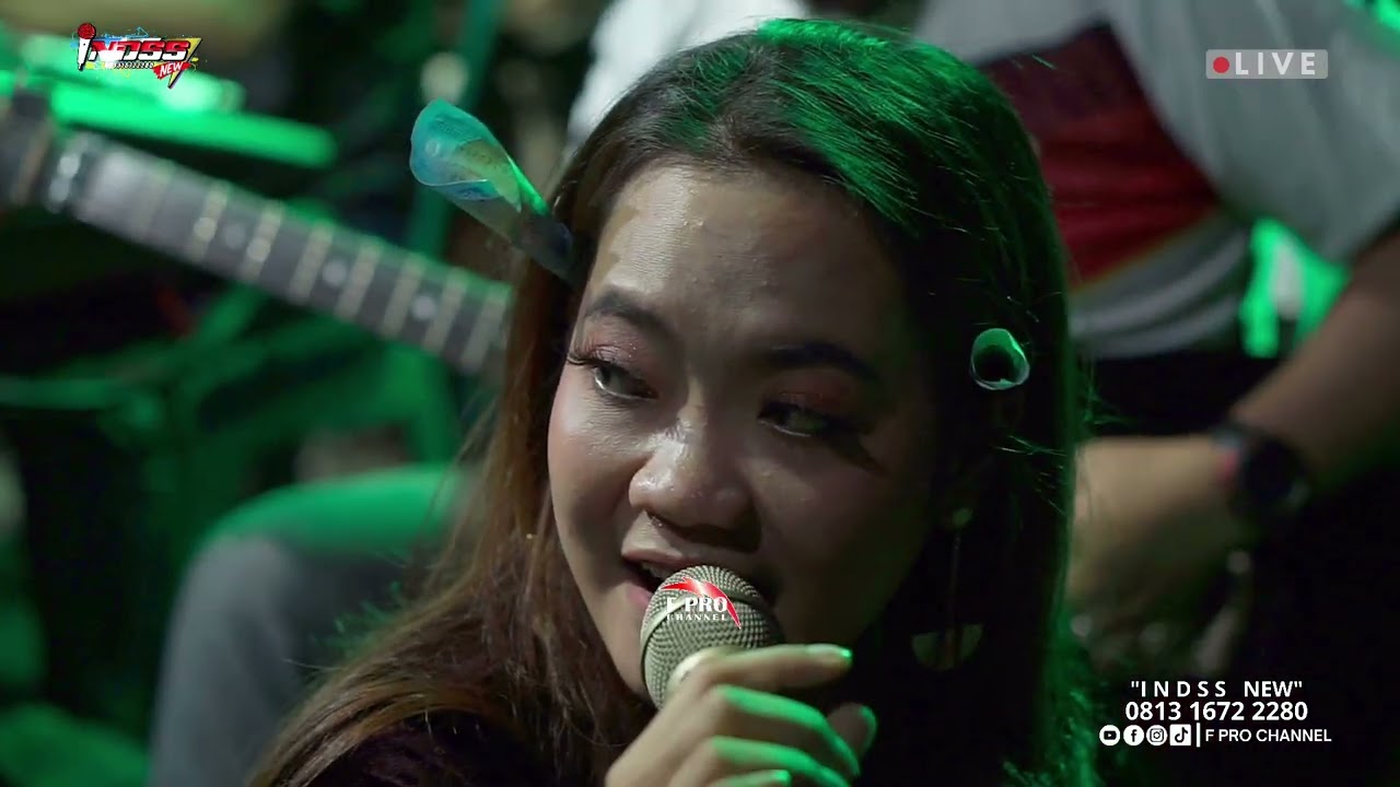 ERIKA SYAULINA PUTUS CINTA