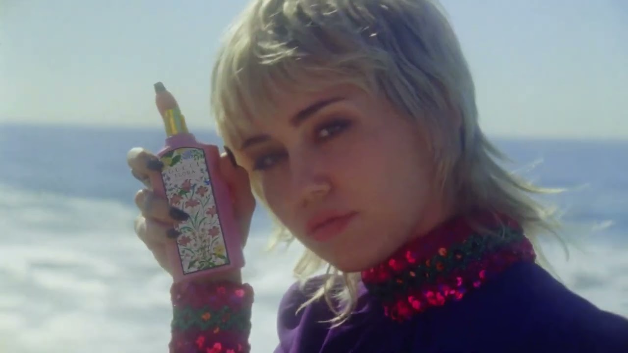 How Miley Cyrus Spends Her Million And Got Rich | 2022 | GETITDONE