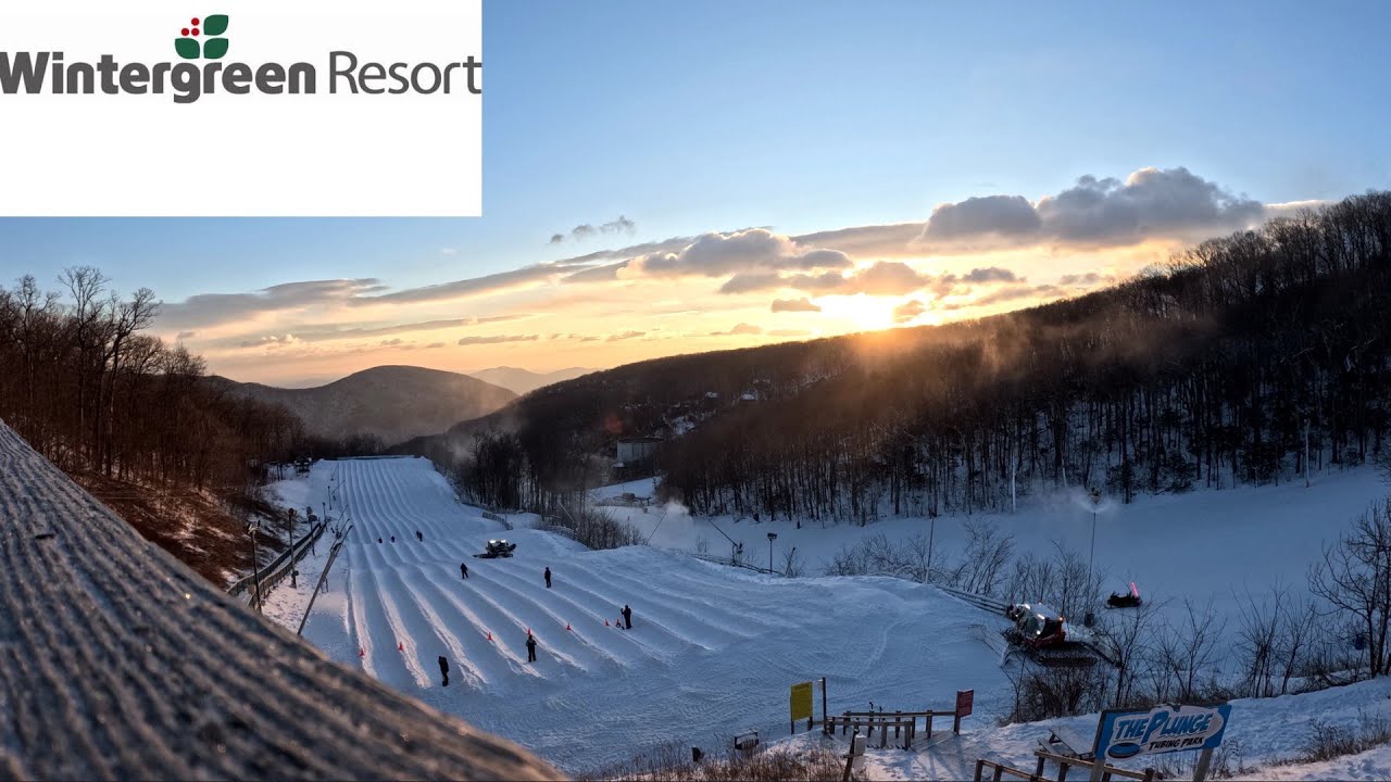 Skiing at Wintergreen Resort in Virginia