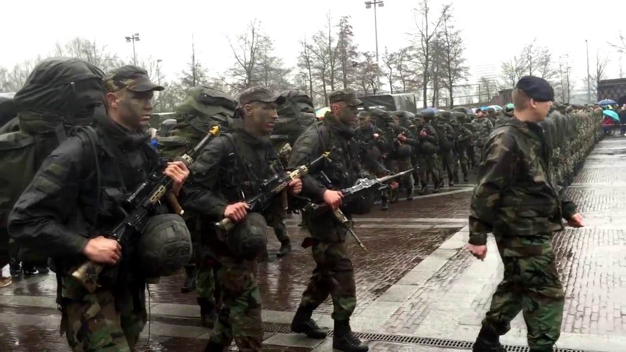 Korps Mariniers Blok 15-2 Binnenkomst FINEX