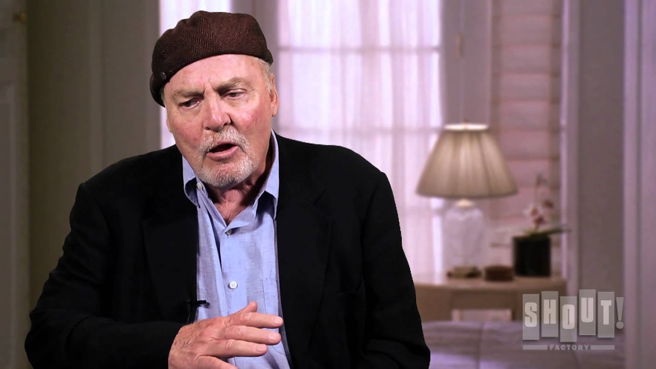 Stacy Keach on Hair Loss - Body Bags (1993)