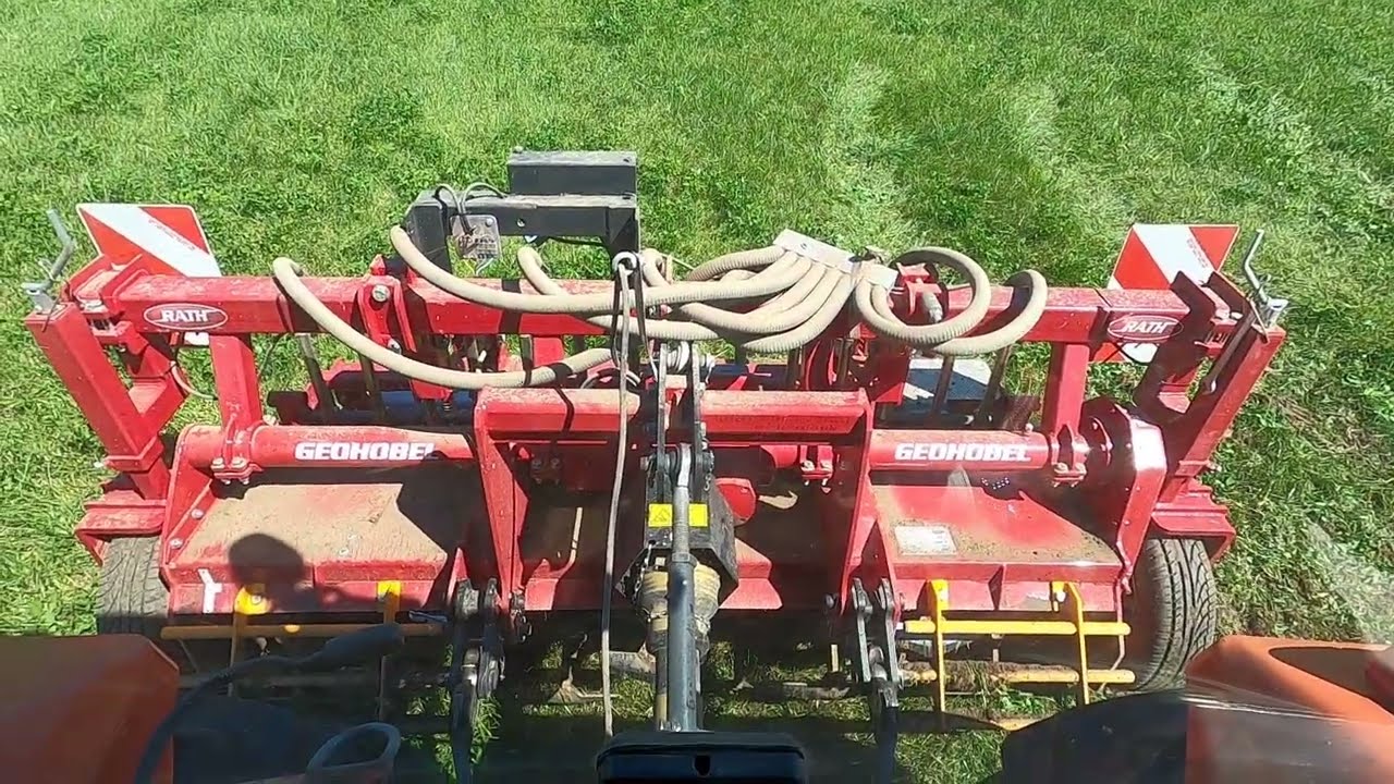 Geohobeln von Kleegras Ende August 2025 Teil 1