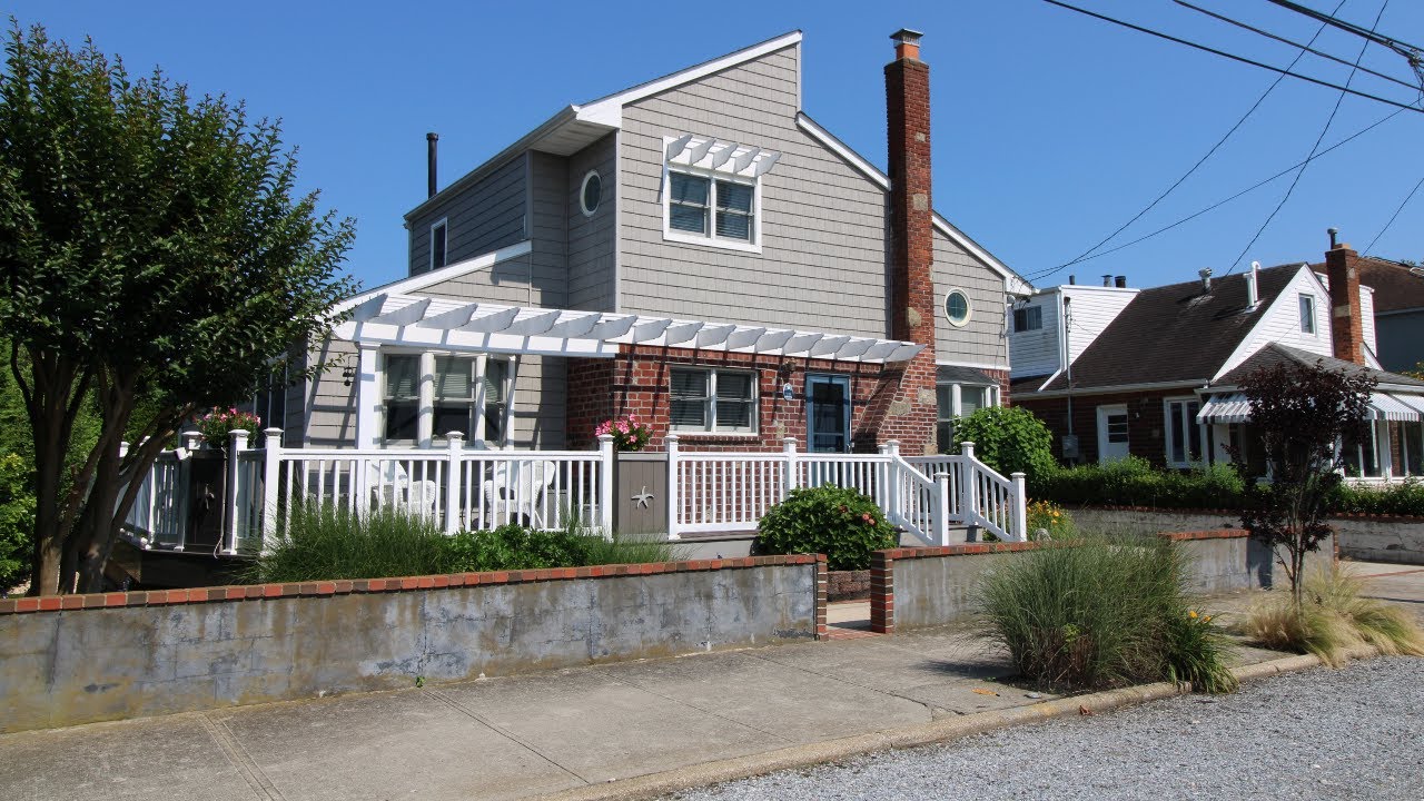 28 Lynbrook Avenue, Point Lookout, NY. Mint Beach Home *For Sale * Hug Real Estate Exclusive*