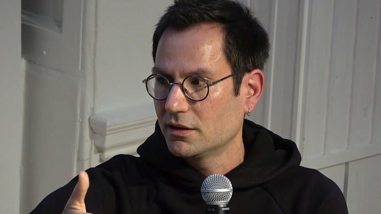 Counter World-building in Speculative Capitalism