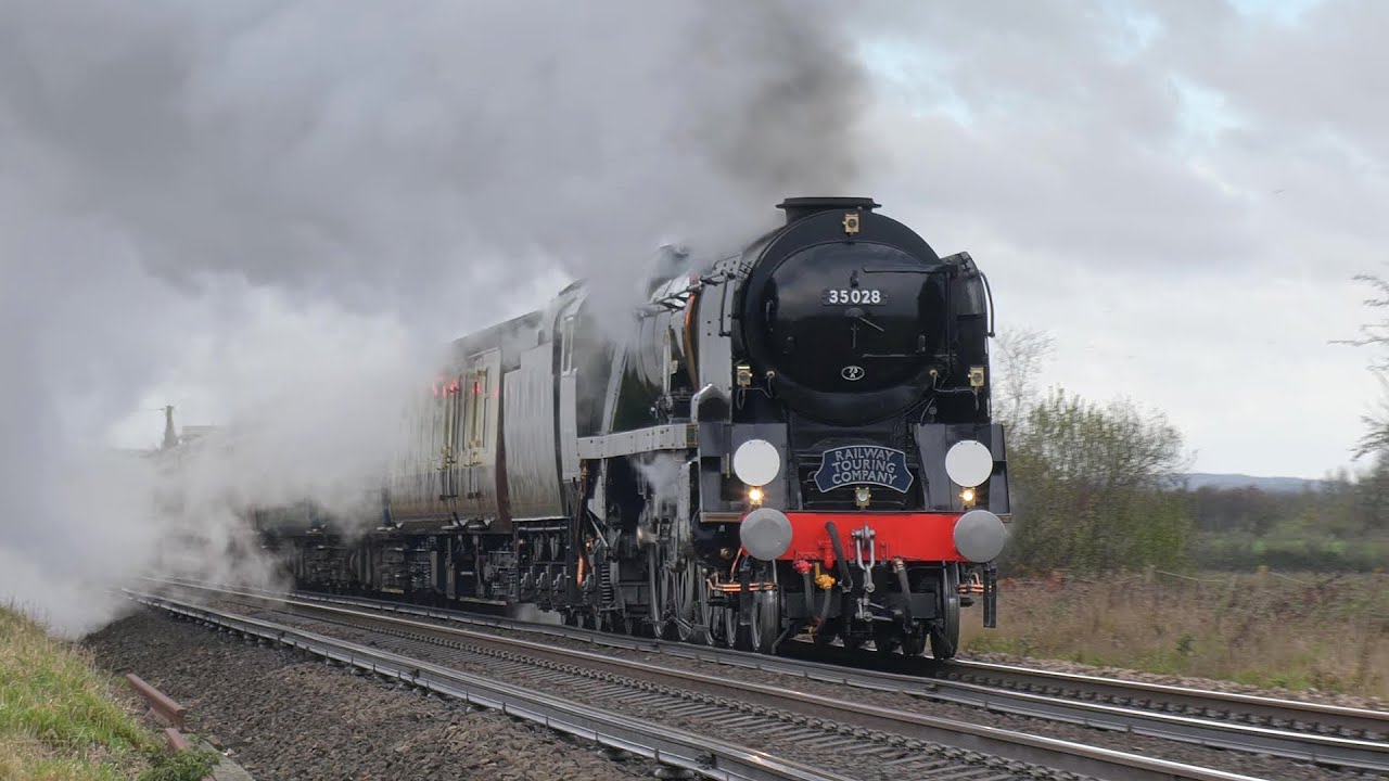 35028 Clan Line makes history hauling 