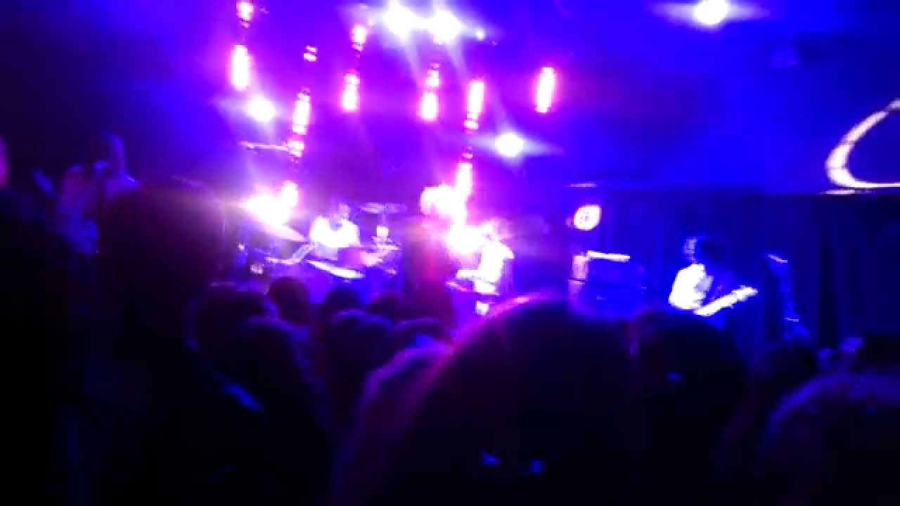 Gerard Way - New song: Kid Nothing - Paris 18/01 HQ