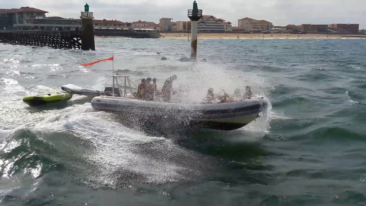 "CÉLÈBRE" PASSE DE CAPBRETON AVEC DES "FIGURES" ET "TRICKS" INCROYABLES.......