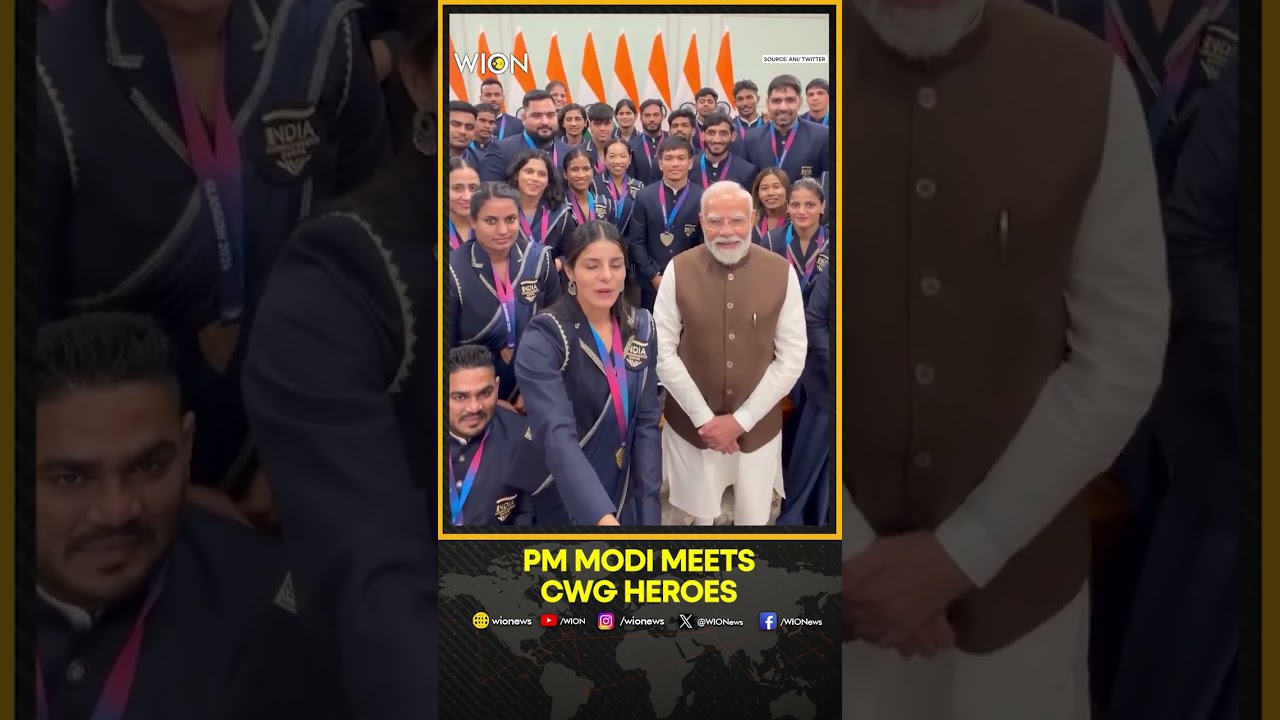 PM Modi Meets CWG 2026 Medal Winners at Delhi Residence | India Finishes Fourth With 39 Medals