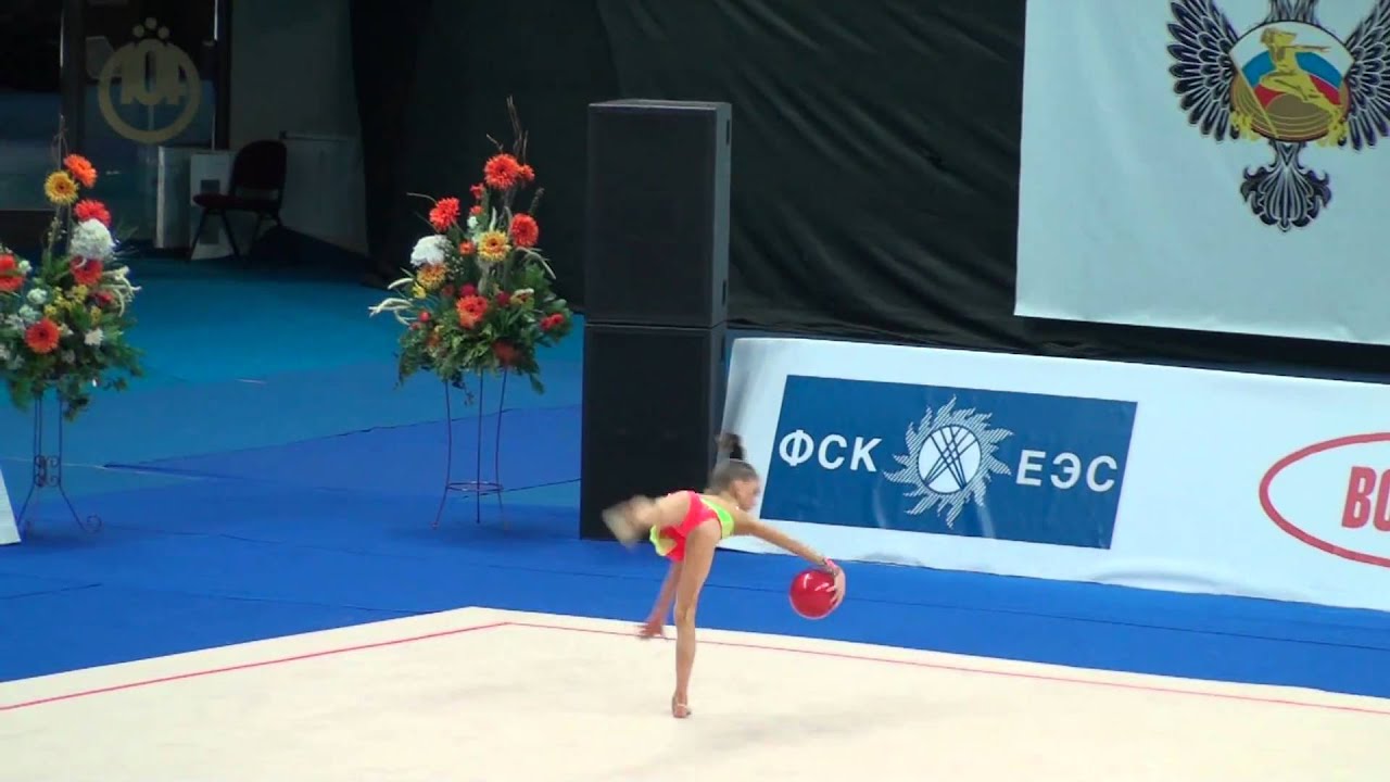 Аверина Арина мяч "Гран-При" 2011 GP Moscow 25/02