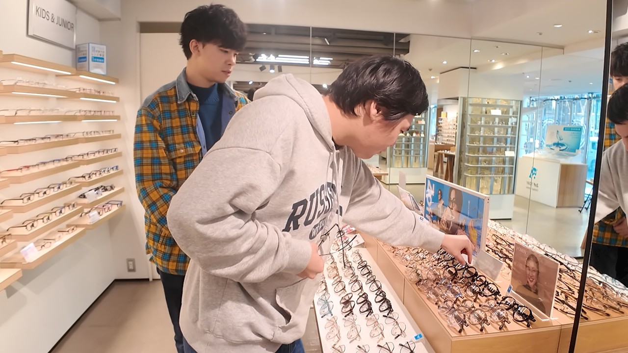 【イメチェン】３年ぶりにメガネを買い替える男ダーマに密着してみたら色々な可能性が広がった！？