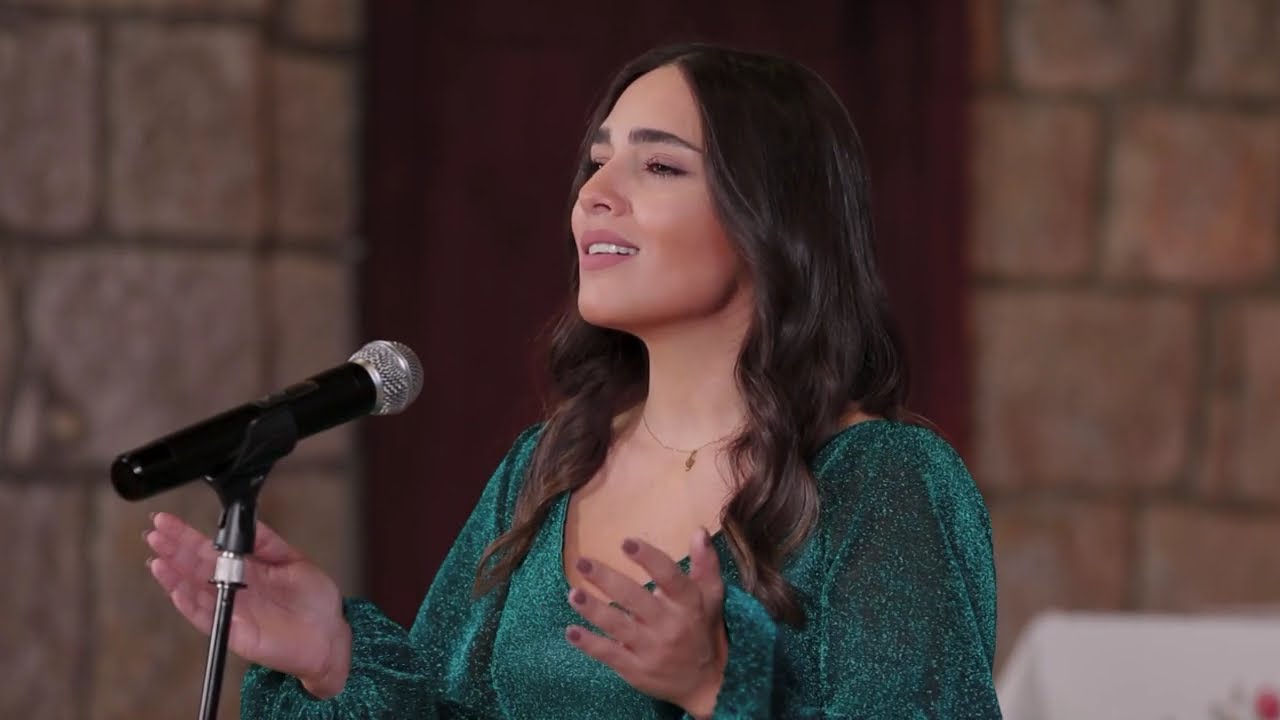 A'oudou Ilayka - أعود إليك / Christiane Najjar