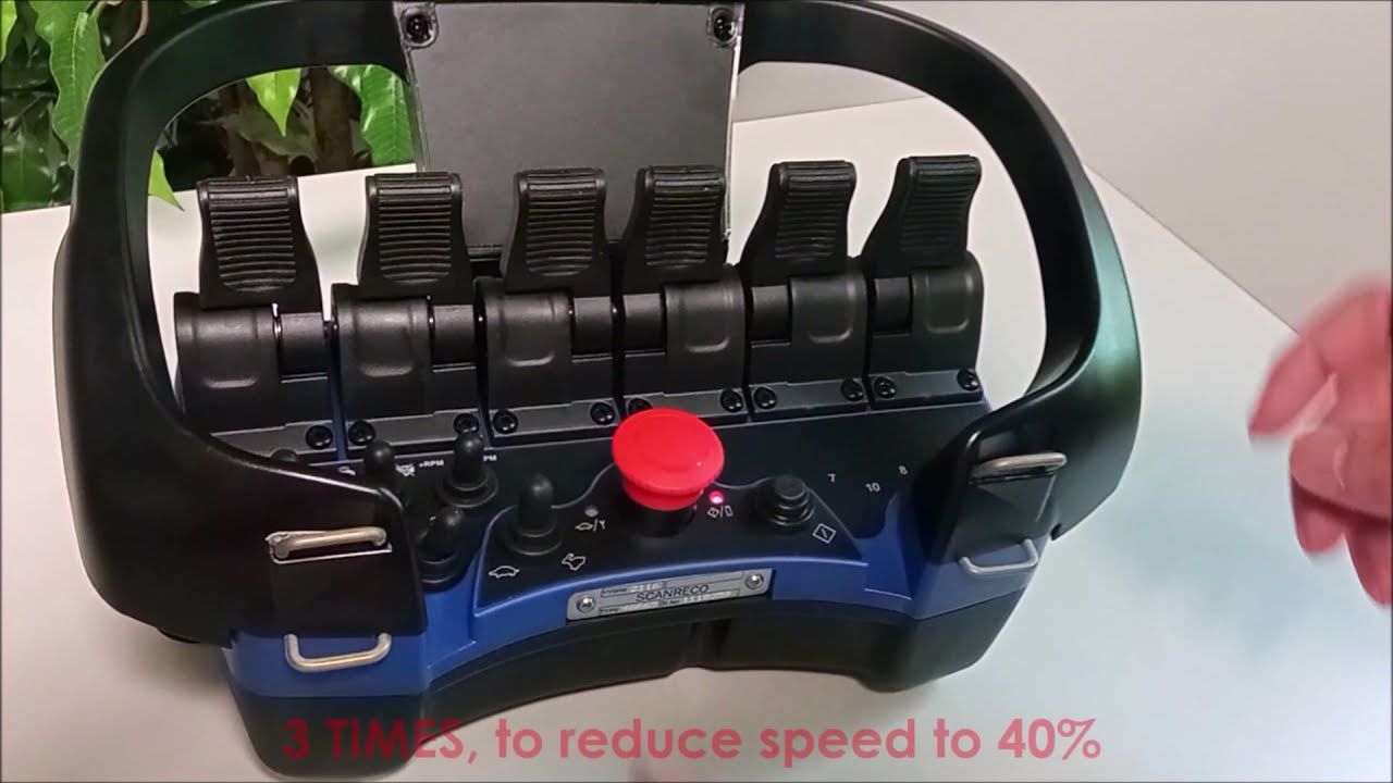 Micro-speed control for Scanreco RC400 radio remote controls