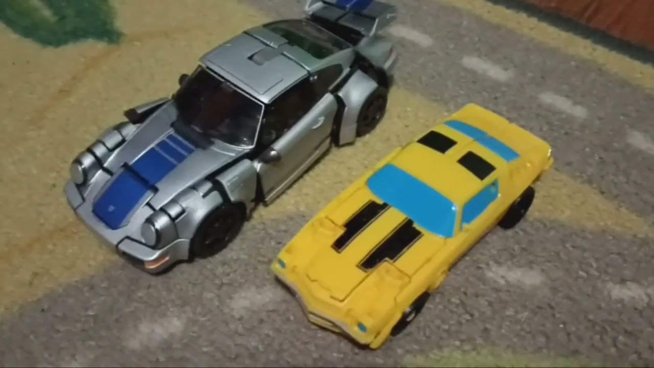 Transformers: Autobots vs. Decepticons (Stop Motion)