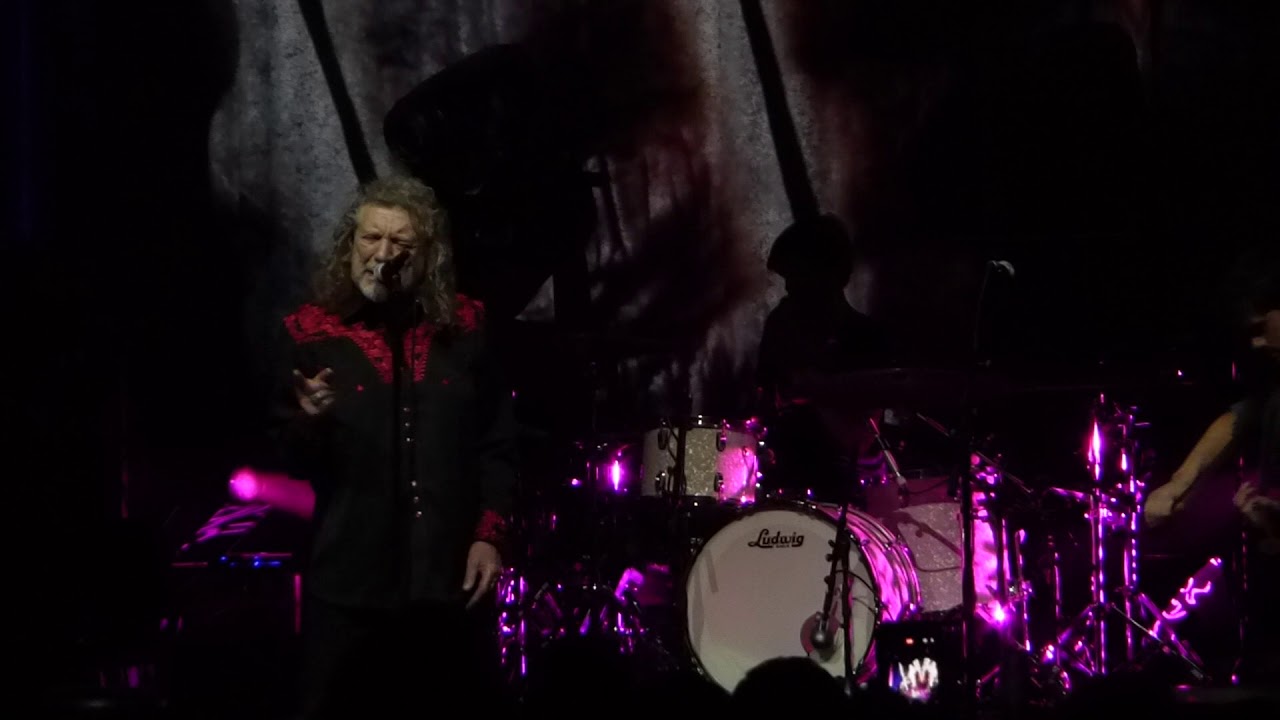 Carry Fire - Robert Plant 2018.02.20 Chicago Riviera Theatre