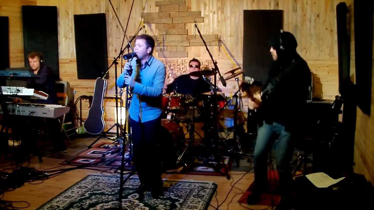 Coldplay - Paradise (live in the studio cover by Sometime In November)