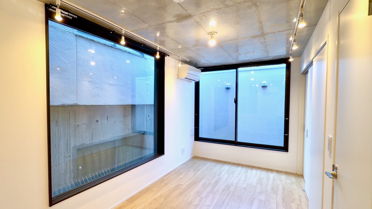 Living in Japan: Inside a Tokyo Micro Apartment with Huge Windows! 🤯