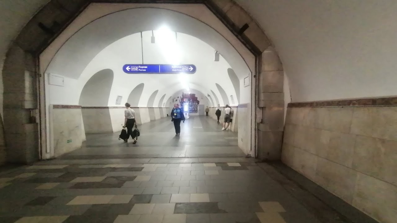 Последний день работы станции метро 