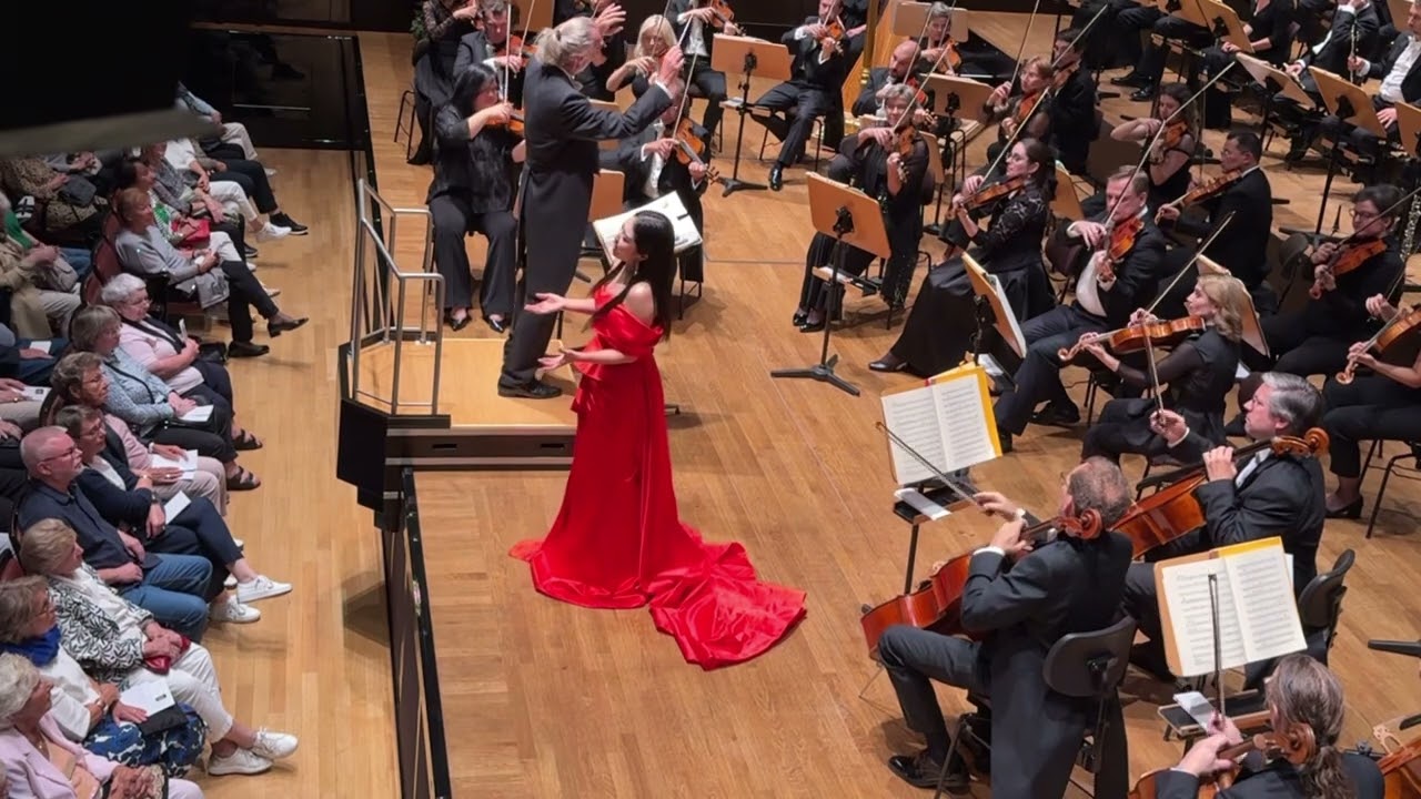 Soprano Hyejin Lee . 소프라노 이혜진 - Donizetti – La Fille du Régiment ,Chasun le sait‘ 연대의 딸