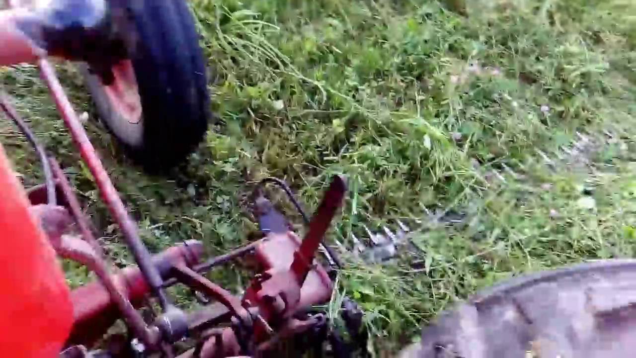 Kosenje trave bocnom kosom