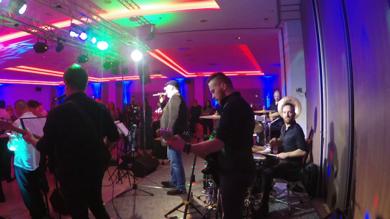 SINIŠA VUCO & Grupa CENTRIFUGA - Nisi ti od jučer