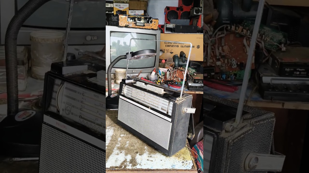 Radio Repair Philips Holland Radio Repairing Centre 👉📱 7742853435 #philips #radio #repairing #center
