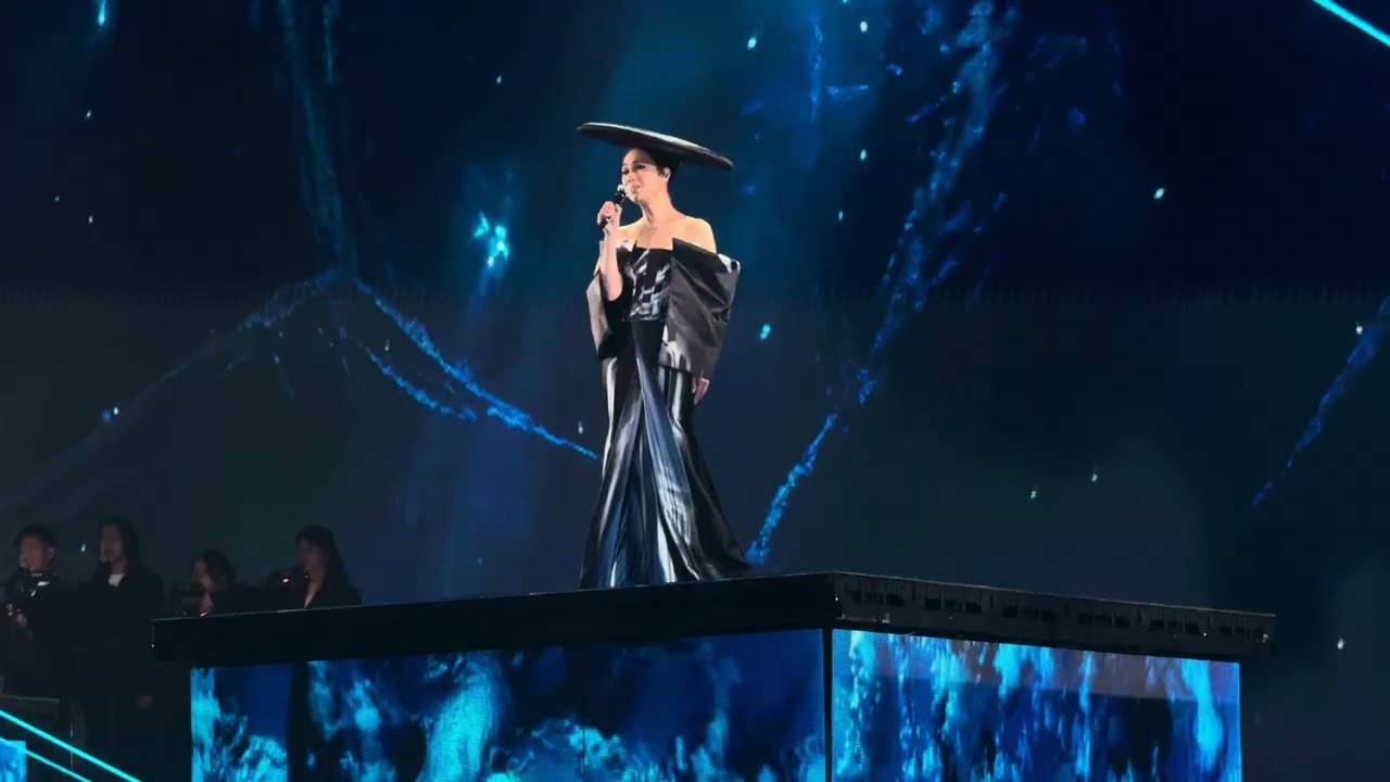 楊千嬅 — 《毅行》  Live MY Live 香港演唱會（04/12/2025）