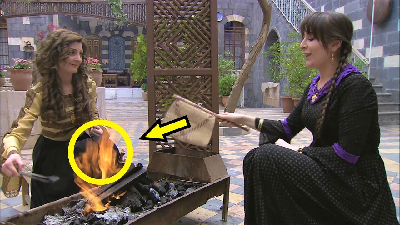 الجدبة عم تعمل حالها صبية وست بيت ليخطبوها 😂 ف حرقت حالها بدون ماتنتبه 🔥🤦‍♂️ زمن البرغوت