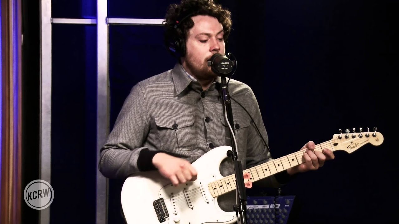 Metronomy performing 